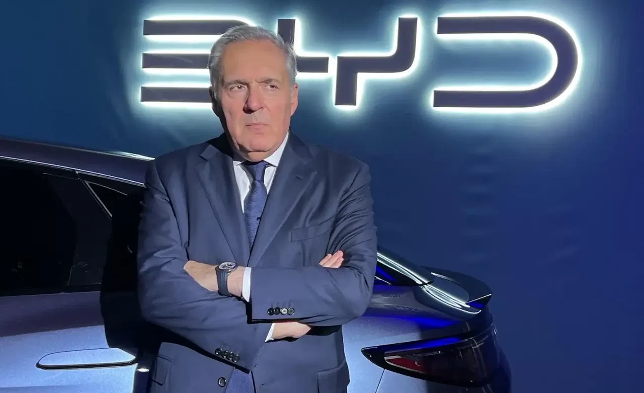 BYD Türkiye operasyonuna başlıyor! Yeni hibrit modeli Avrupa'yı Anadolu'dan fethedecek