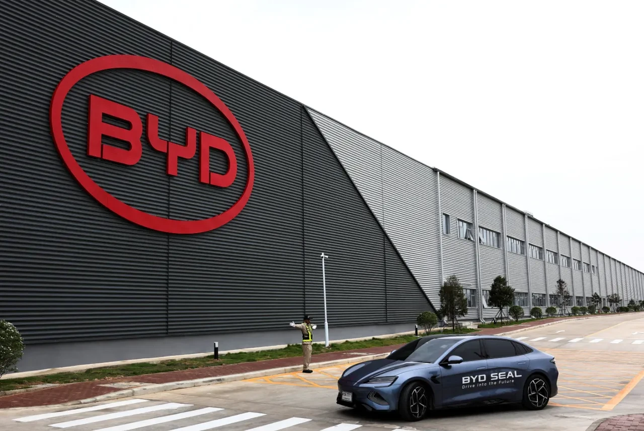 BYD Türkiye operasyonuna başlıyor! Yeni hibrit modeli Avrupa'yı Anadolu'dan fethedecek