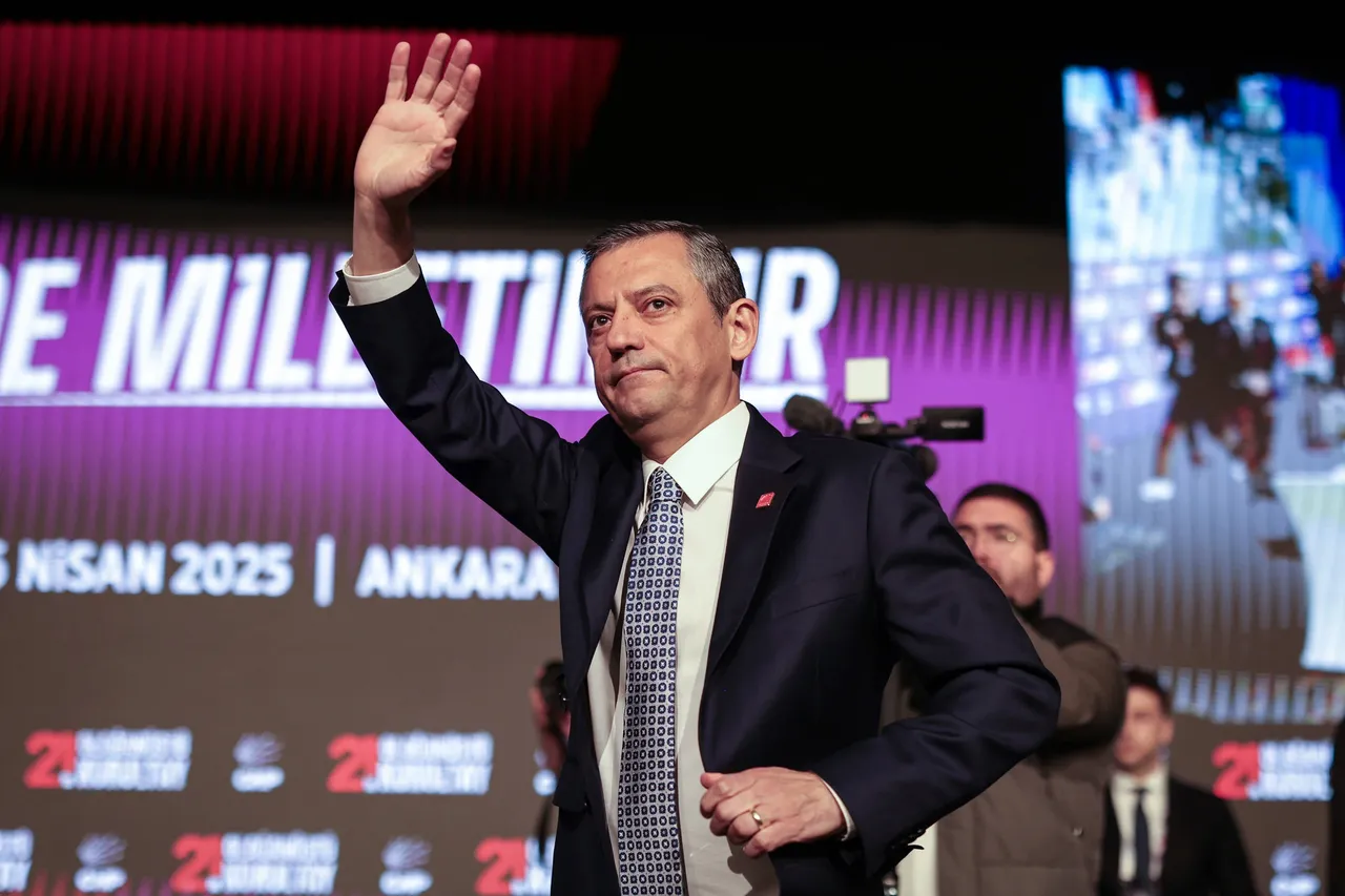 CHP'nin olağanüstü kurultayına iptal davası!