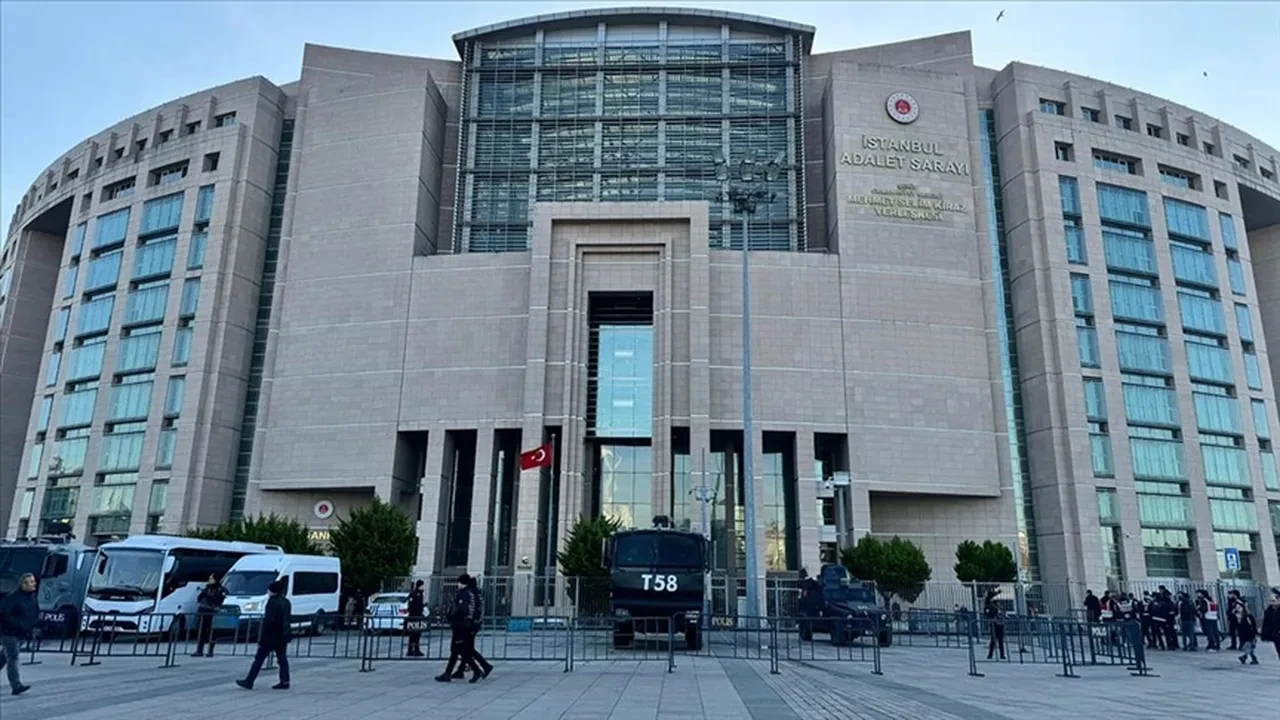 İstanbul depremi sonrası adliyelerin açık olup olmadığı belli oldu