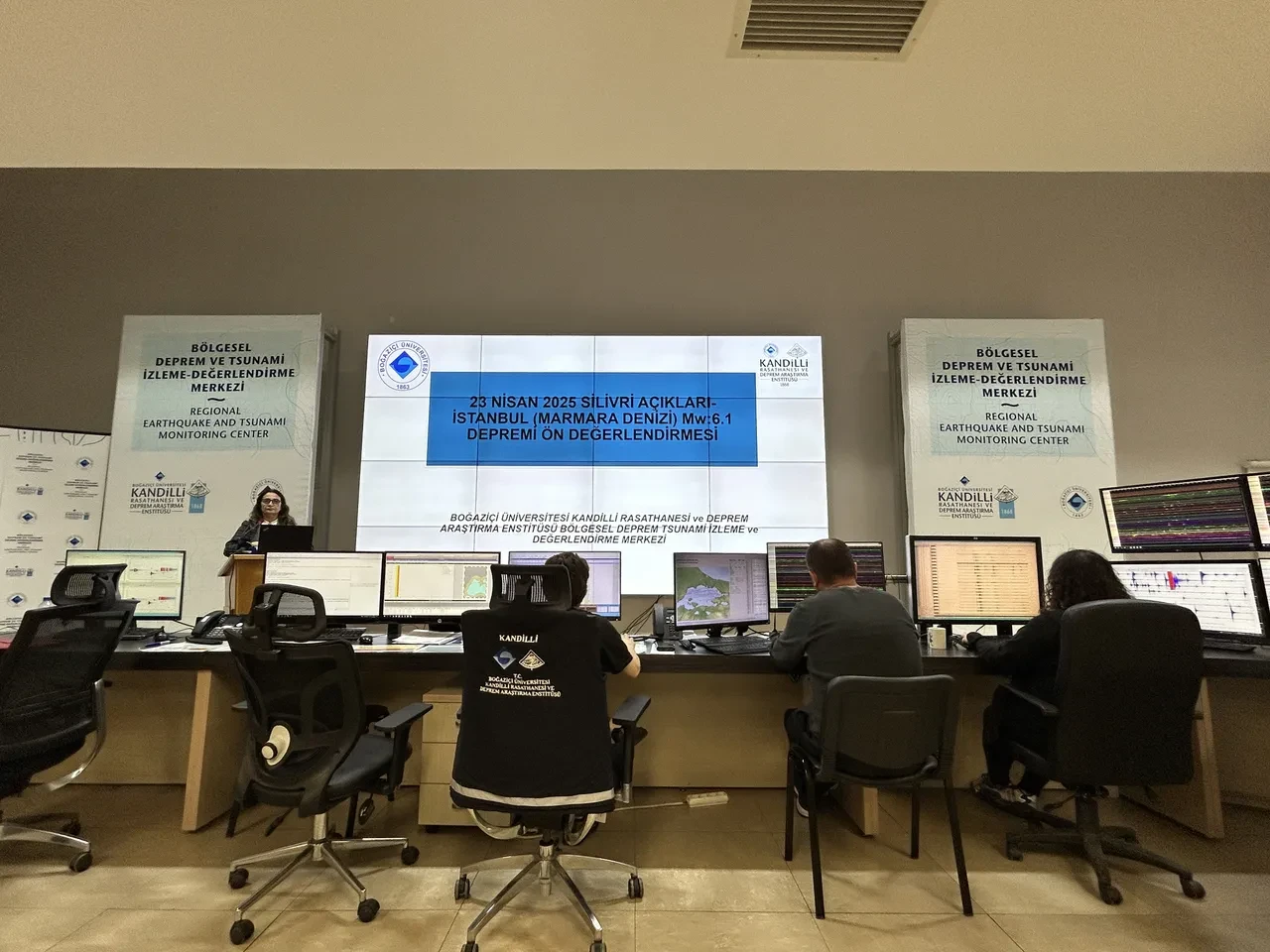 Kandilli'den İstanbul depremi ön raporu: Depremin şiddeti denizde 8, karada 5 olarak ölçüldü