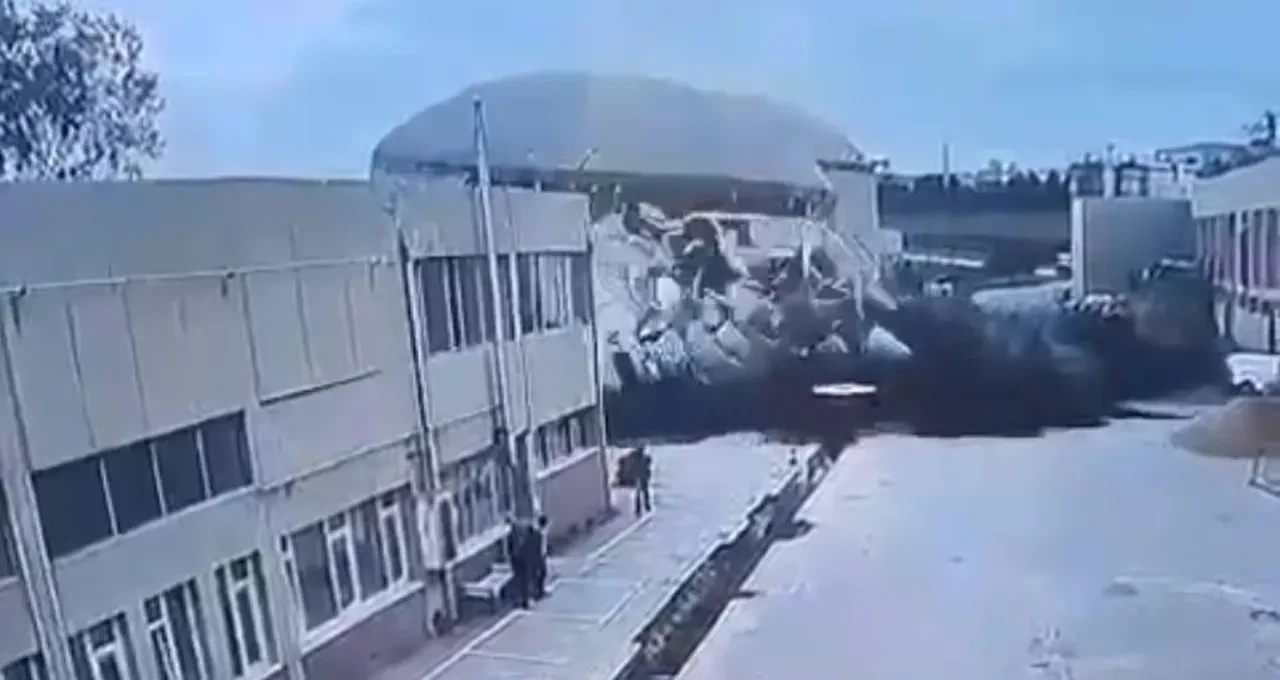 Tuzla'da korkutan patlama! 5 işçi yaralandı