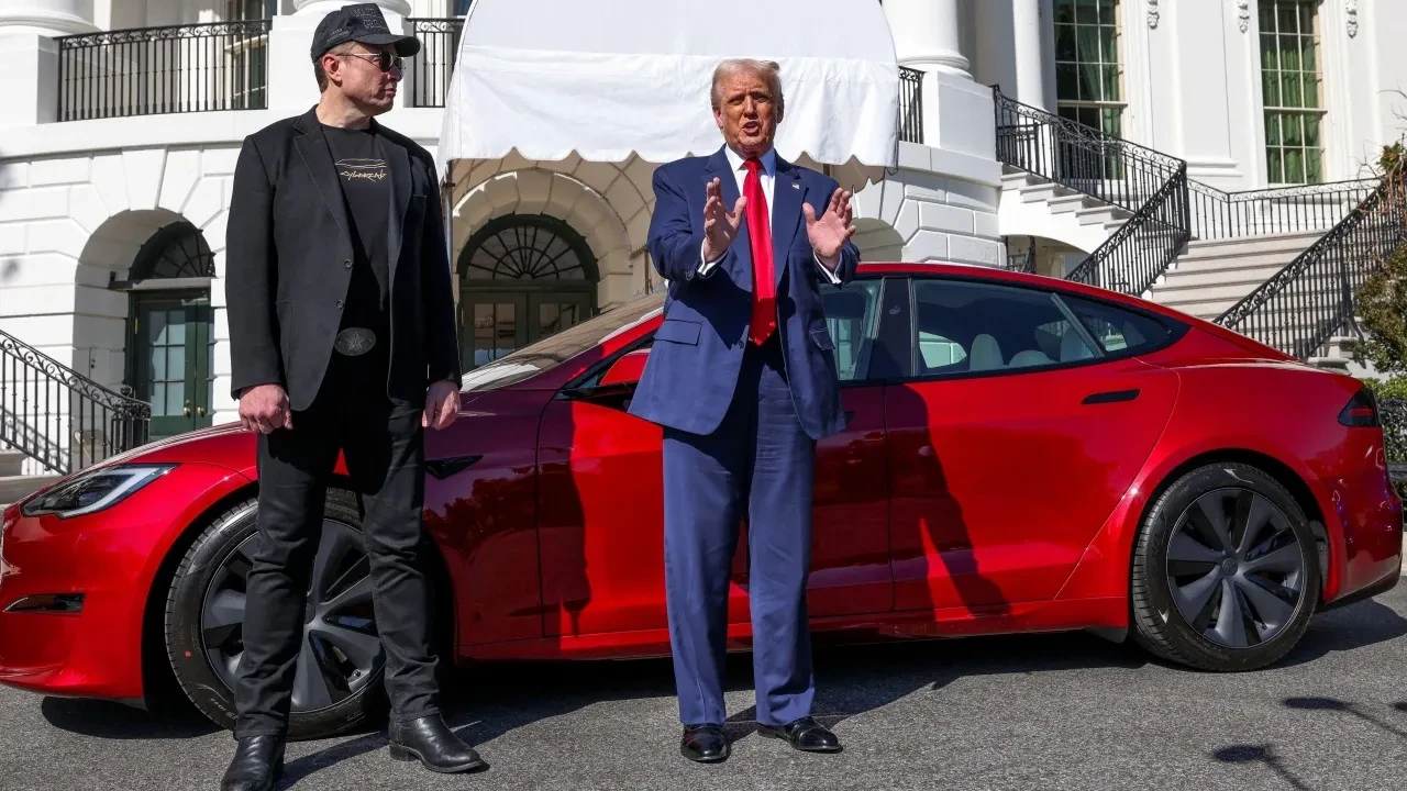 ABD-Çin arasındaki ticaret savaşı Tesla'yı vurdu: Musk'tan itiraf gibi açıklama