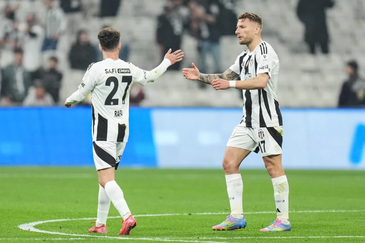 Beşiktaş Hatayspor'u farklı mağlup etti: Immobıle'den Hat-Trıck