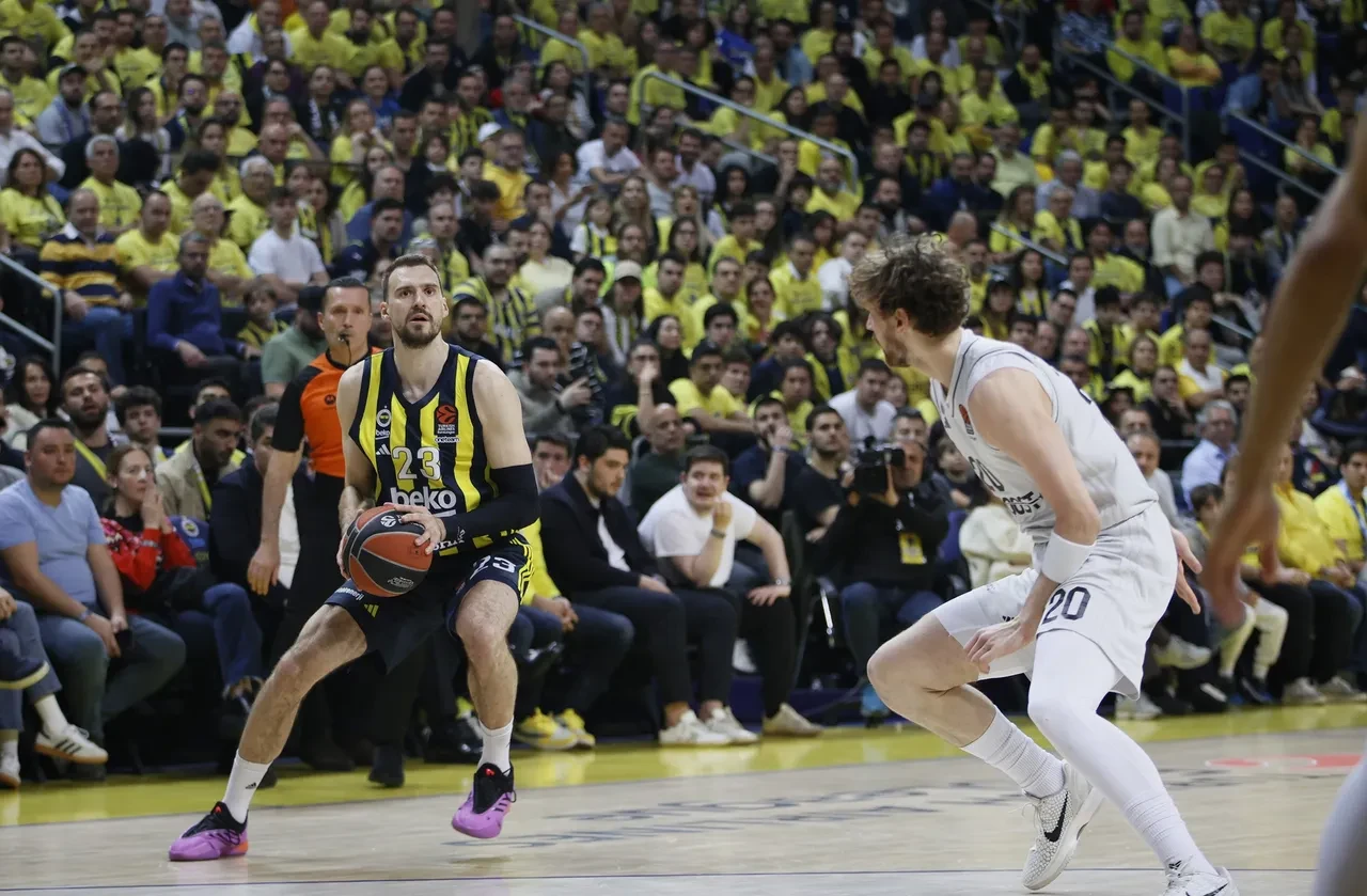 Fenerbahçe Beko Paris maç sonucu kaç kaç? Dörtlü Final biletine yaklaştı