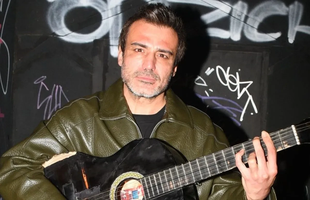 Popstar Rıza Tamer: Sokaklarda yaşadım