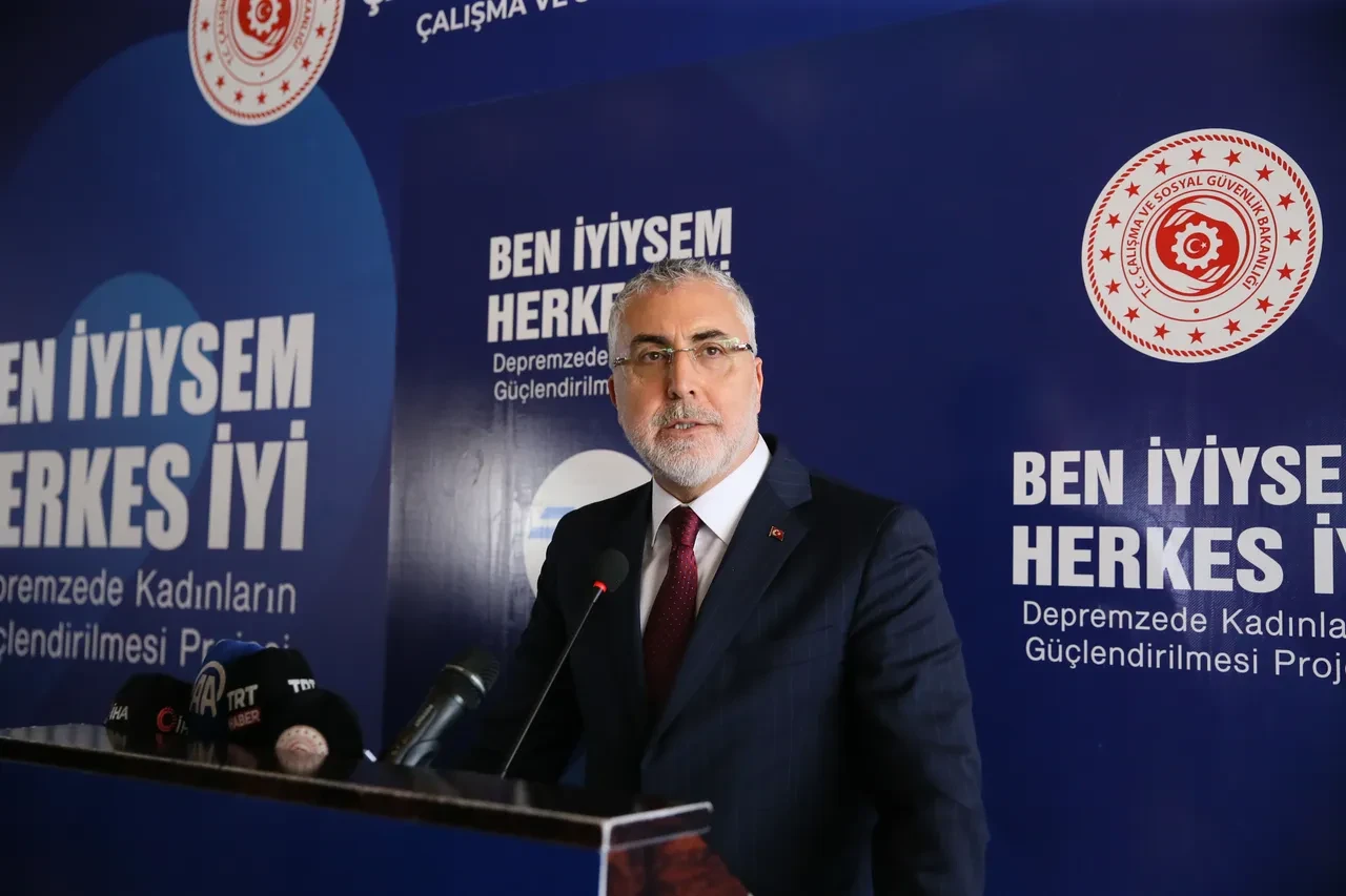 Bakan Vedat Işıkhan belediyelerin borcunu açıkladı: 'Sürdürülemez'