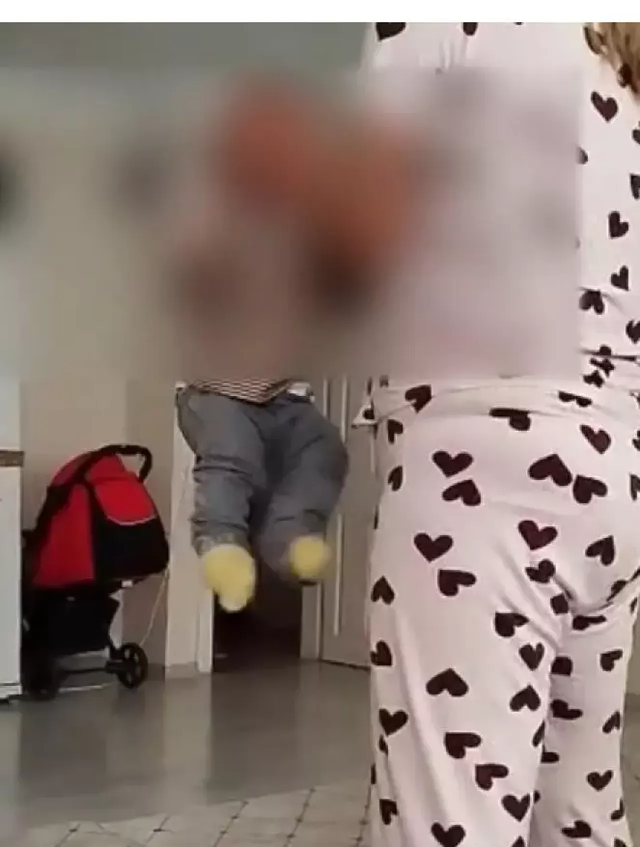 Cani bakıcıdan 1 yaşındaki bebeğe şiddet!