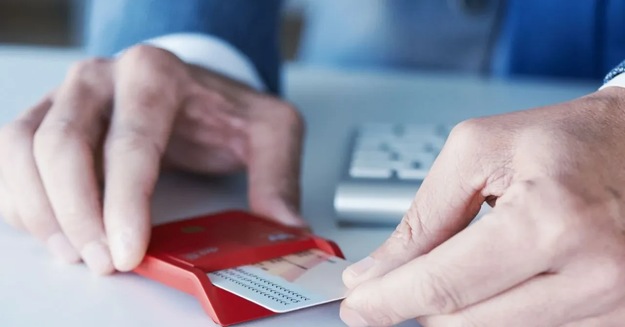 Cilt No Nedir, Nerede Yazıyor? Yeni Kimliklerde Cilt Numarası Öğrenme