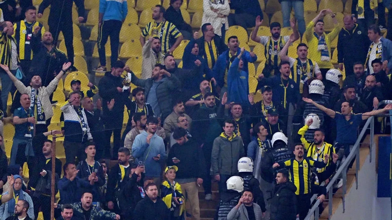 Fenerbahçe'de Ali Koç'a rakip çıktı! Hakan Bilal Kutlualp başkan adaylığını açıkladı