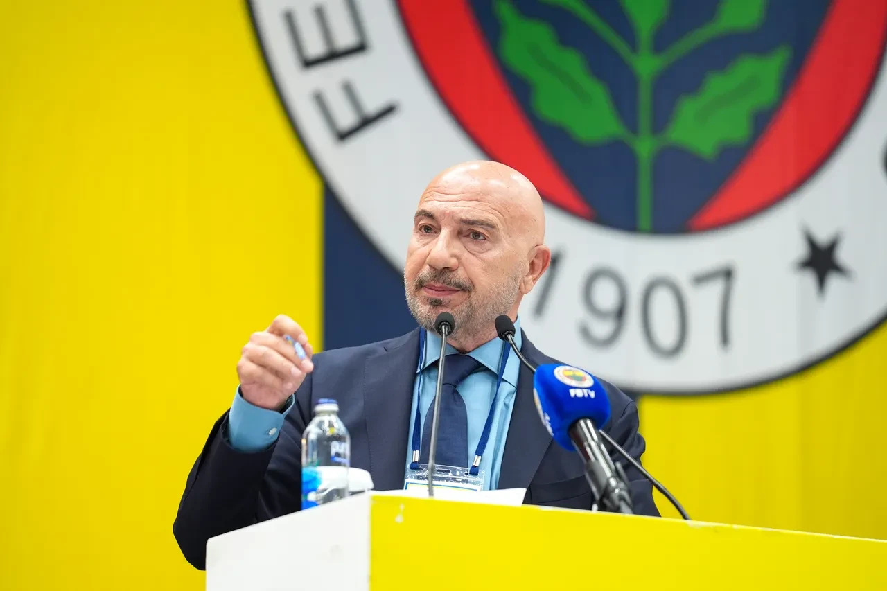 Fenerbahçe'de Ali Koç'a rakip çıktı! Hakan Bilal Kutlualp başkan adaylığını açıkladı