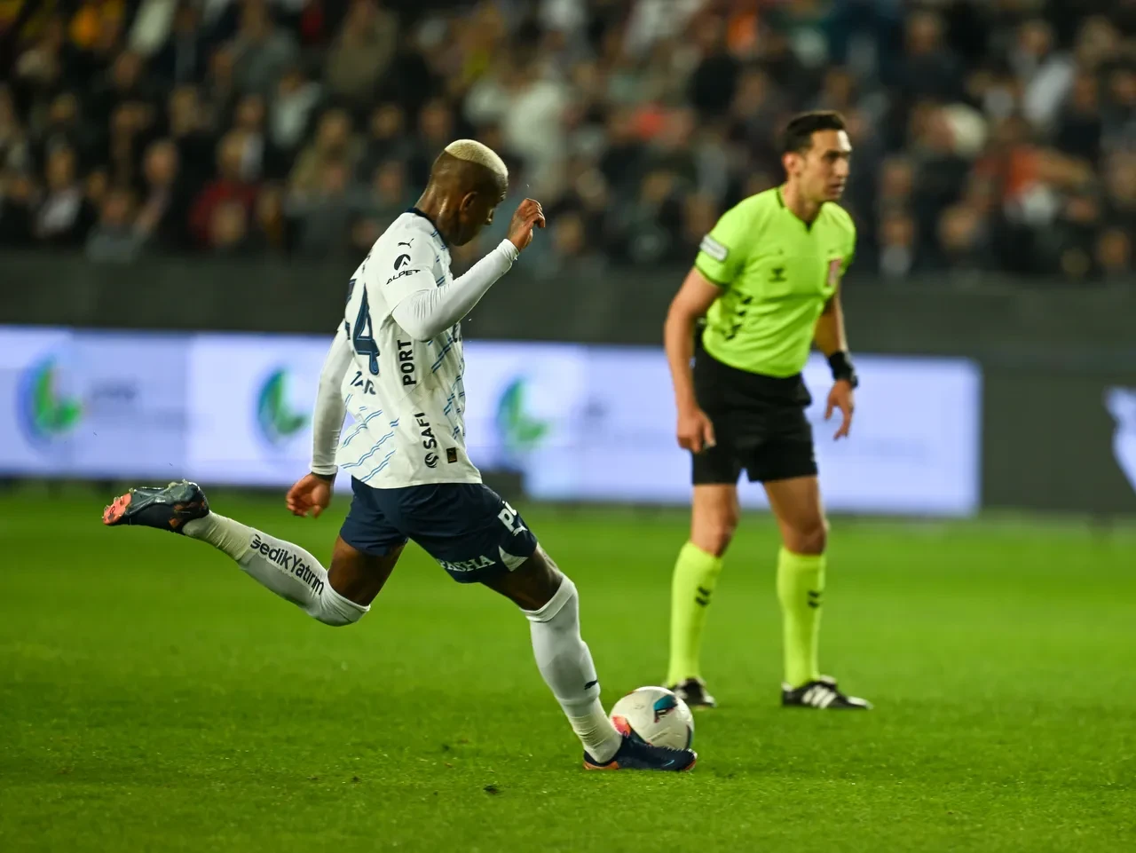 25 yıl sonra bir ilk! Talisca şimdiden Fenerbahçe'nin efsanesi oldu