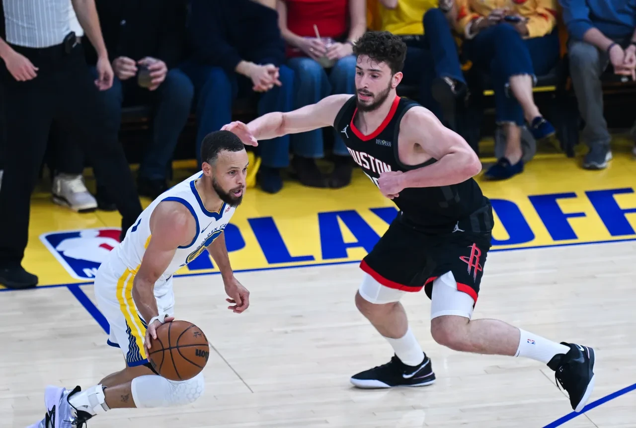 Alperen Şengün'ün 'double-double'ı Houston'a yetmedi! Golden State seride öne geçti