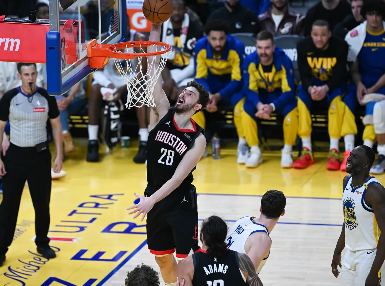 Alperen Şengün'ün 'double-double'ı Houston'a yetmedi! Golden State seride öne geçti