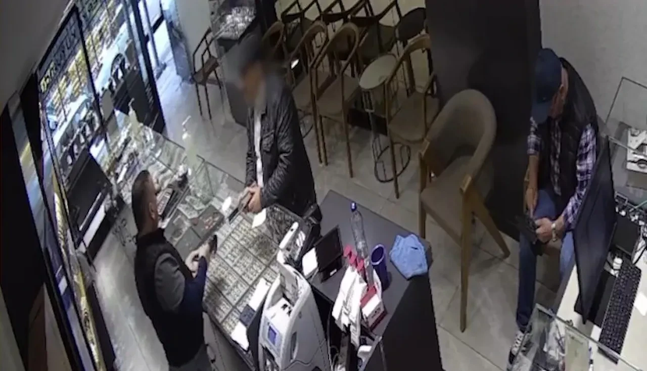 Sahte altın satarak binlerce TL'lik vurgun yaptılar! 