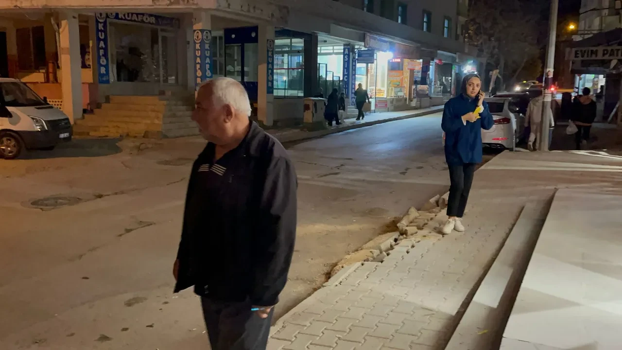 Son dakika | Elazığ ve çevre illerde hissedilen deprem oldu!