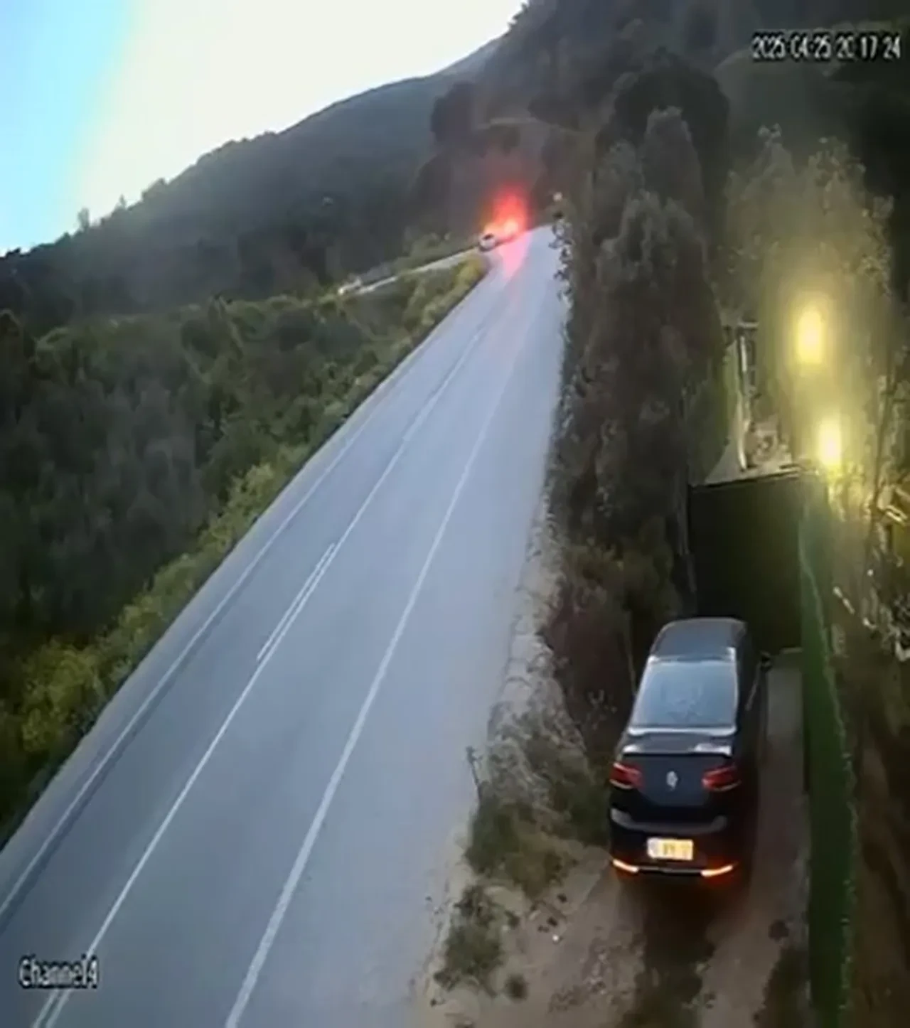 Virajda kafa kafaya facia: Yaralılar var