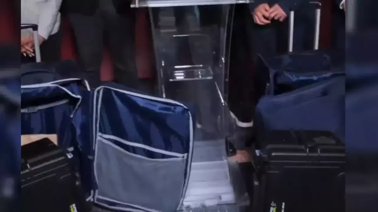 EGM'den 'jammer' açıklaması! İmamoğlu'nun görüntüleri gündem olmuştu: 'Belediye başkanları kullanamaz suçtur'