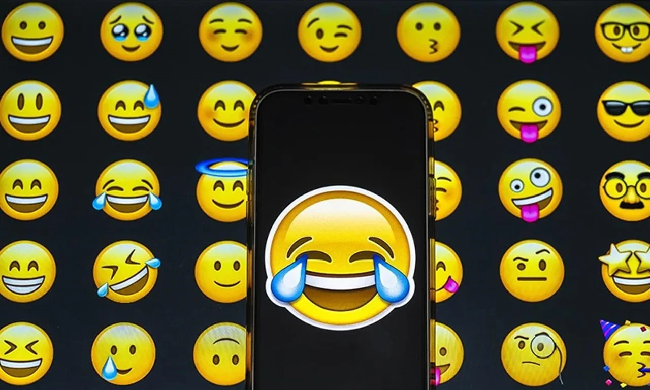 Emoji deyip geçmeyin, cinsel tacizden yargılanabilirsiniz! 