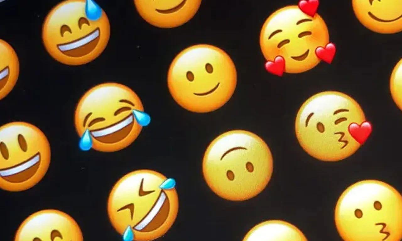 Emoji deyip geçmeyin, cinsel tacizden yargılanabilirsiniz! 
