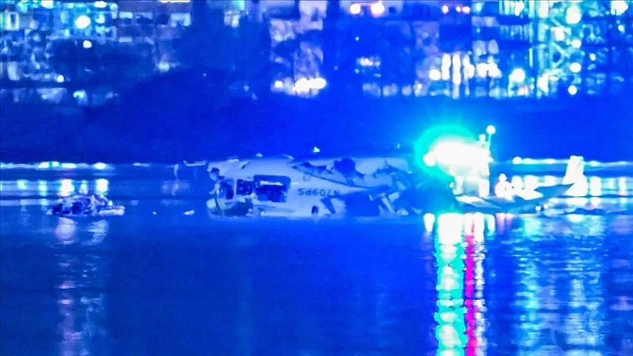 Pilotun iki hatası 67 kişinin ölümüne sebep oldu! Kaza gökyüzünü aydınlattı