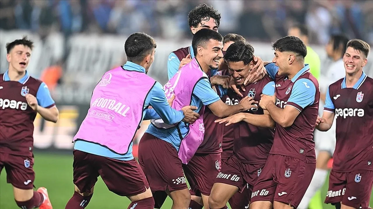 Trabzonspor Barcelona CANLI nereden izlenir? U19 Gençlik Ligi maçı başlıyor