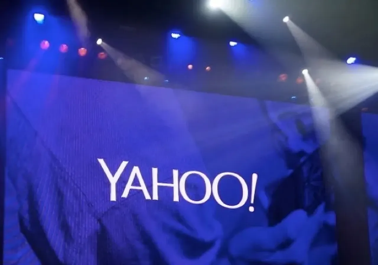 Yahoo, Chrome'u almak için pusuya yattı