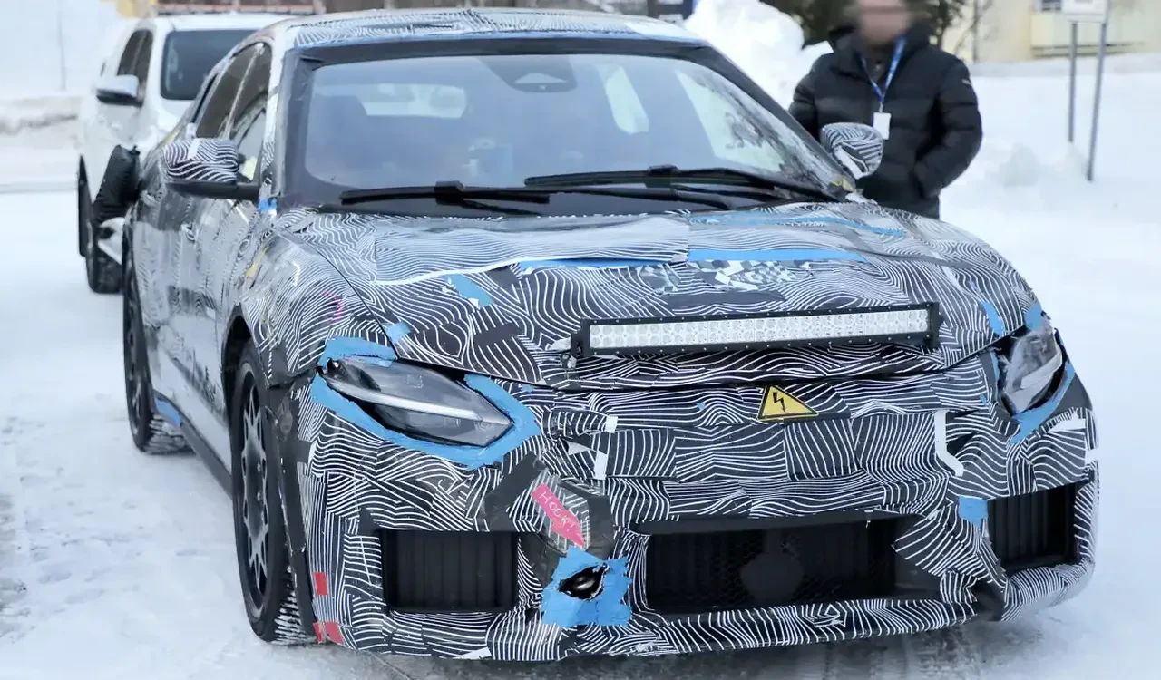 Elektrikli Ferrari için net tarih belli oldu! Aracın tahmini görüntüsünü paylaştılar