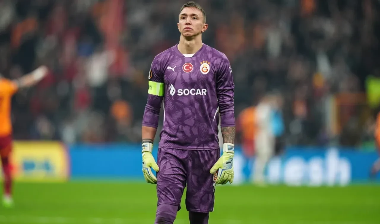 Galatasaray Muslera'nın yerini Real Madrid'den dolduruyor! İspanyol basını teklifi açıkladı