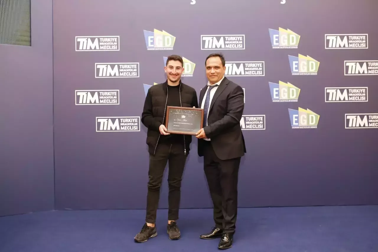 Prof. Dr. Emre Alkin’e 'Yaşam Boyu Onur Ödülü'