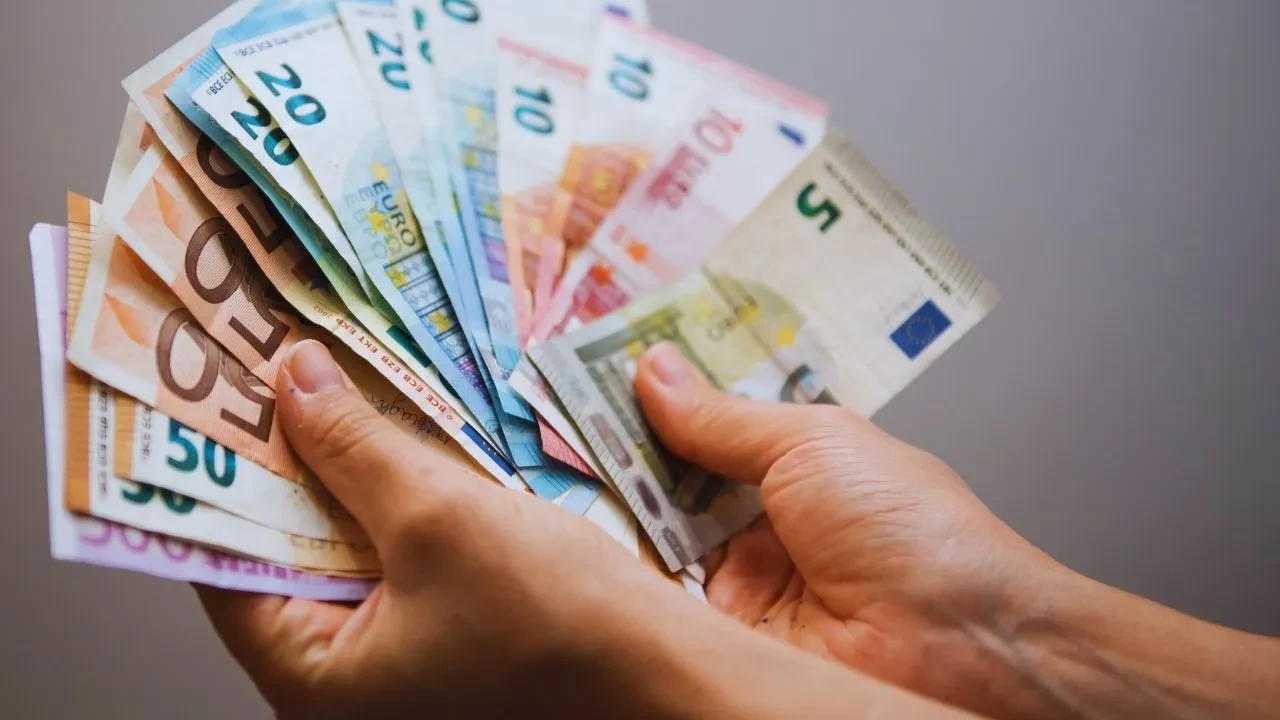 Dolar fiyatı geriledi! Sahne şimdi diğer para birimlerinin: Euro, Yen, Sterlin ve Yuan atağa geçti