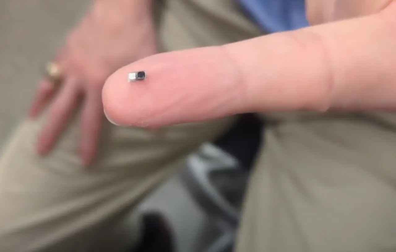 Dünyanın en küçük kalp pilini ürettiler! Pirinç tanesinin yarısı kadar