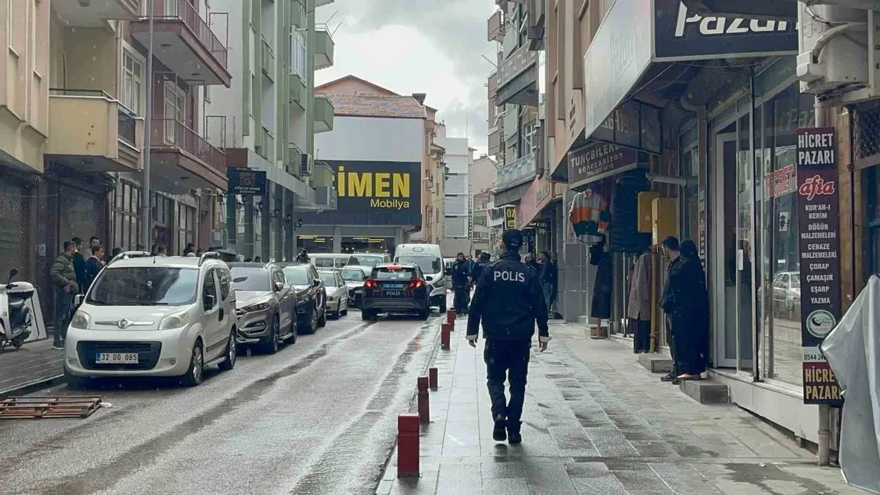 Isparta'da pompalı tüfekli dehşet! Komşuların kavgasında kanlı aktı