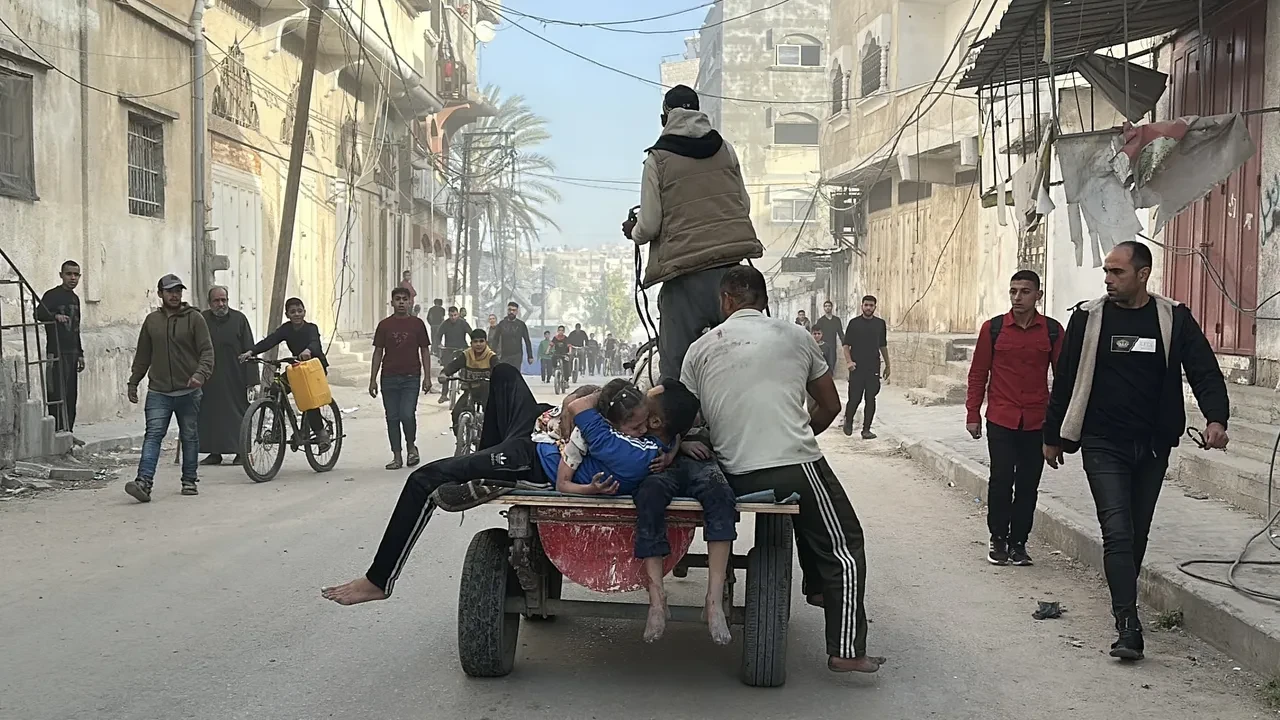 İsrail katliama doymuyor! Bu kez de okul bombaladılar: 27 Filistinli hayatını kaybetti