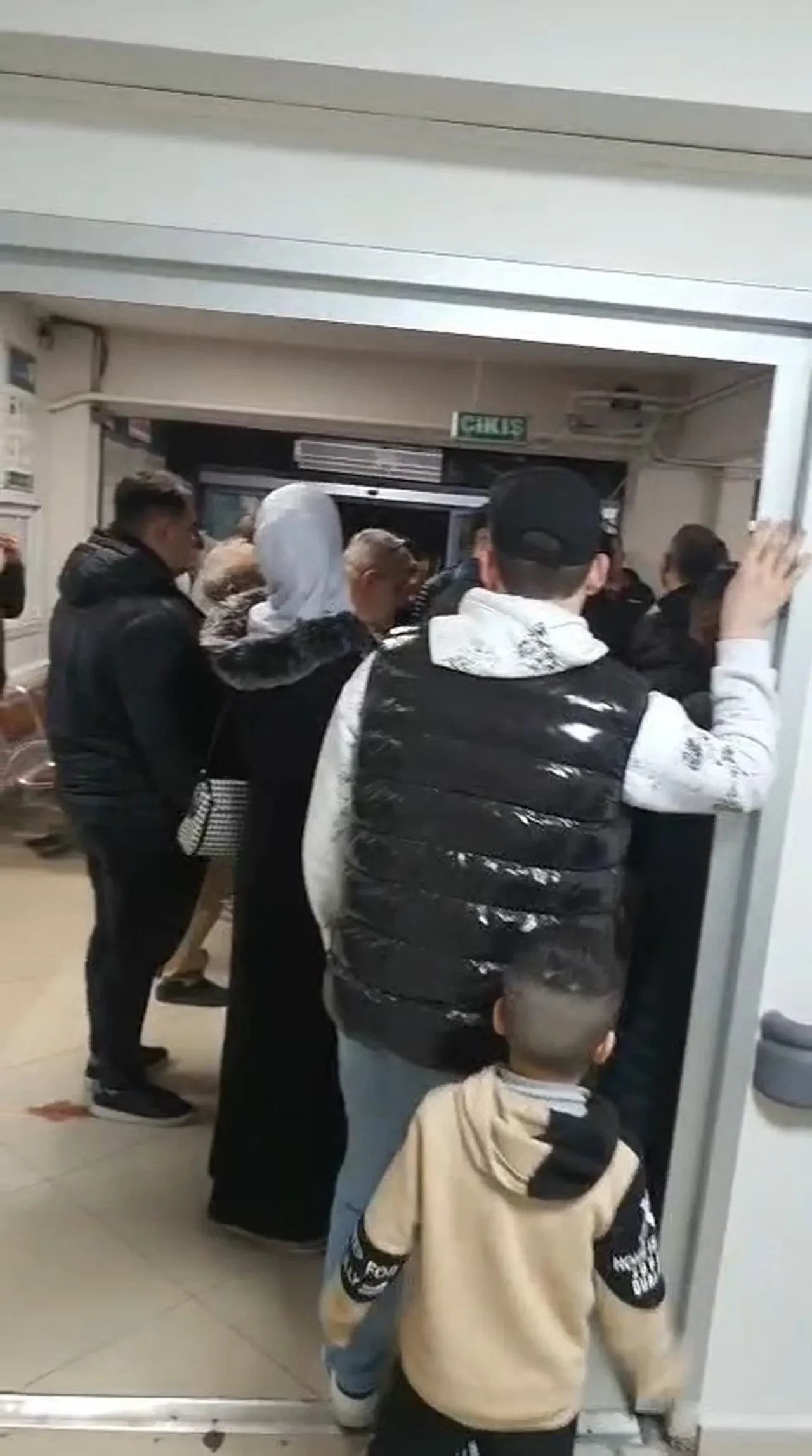 Kocaeli'de tavuk döner faciası! Zehirlenenlerin sayısı 648 oldu