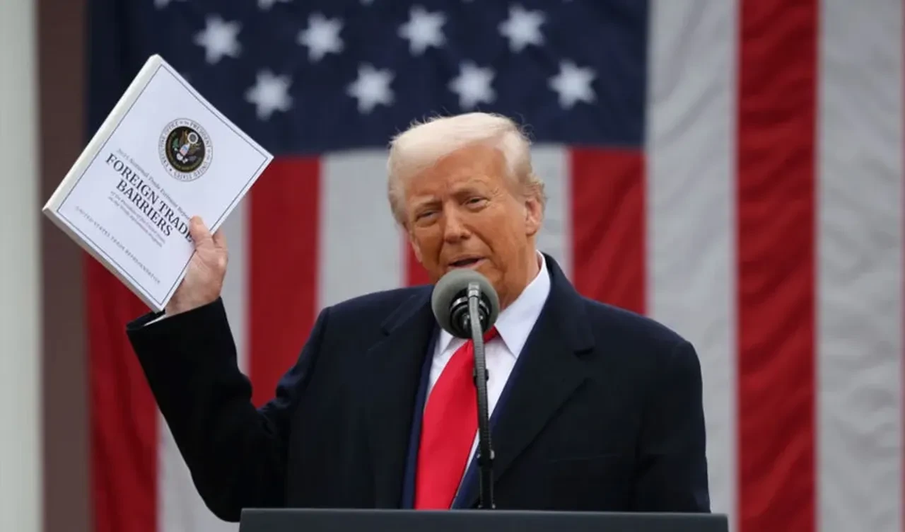Trump'ın yeni tarifeleri dünyayı ayağa kaldırdı! Listedeki Rusya detayı dikkat çekti