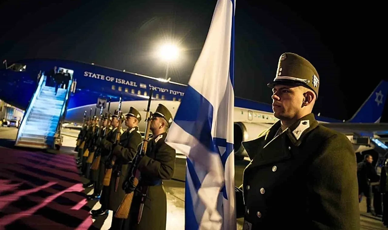 Netanyahu Macaristan'a ayak bastı ülke UCM'den çekildi