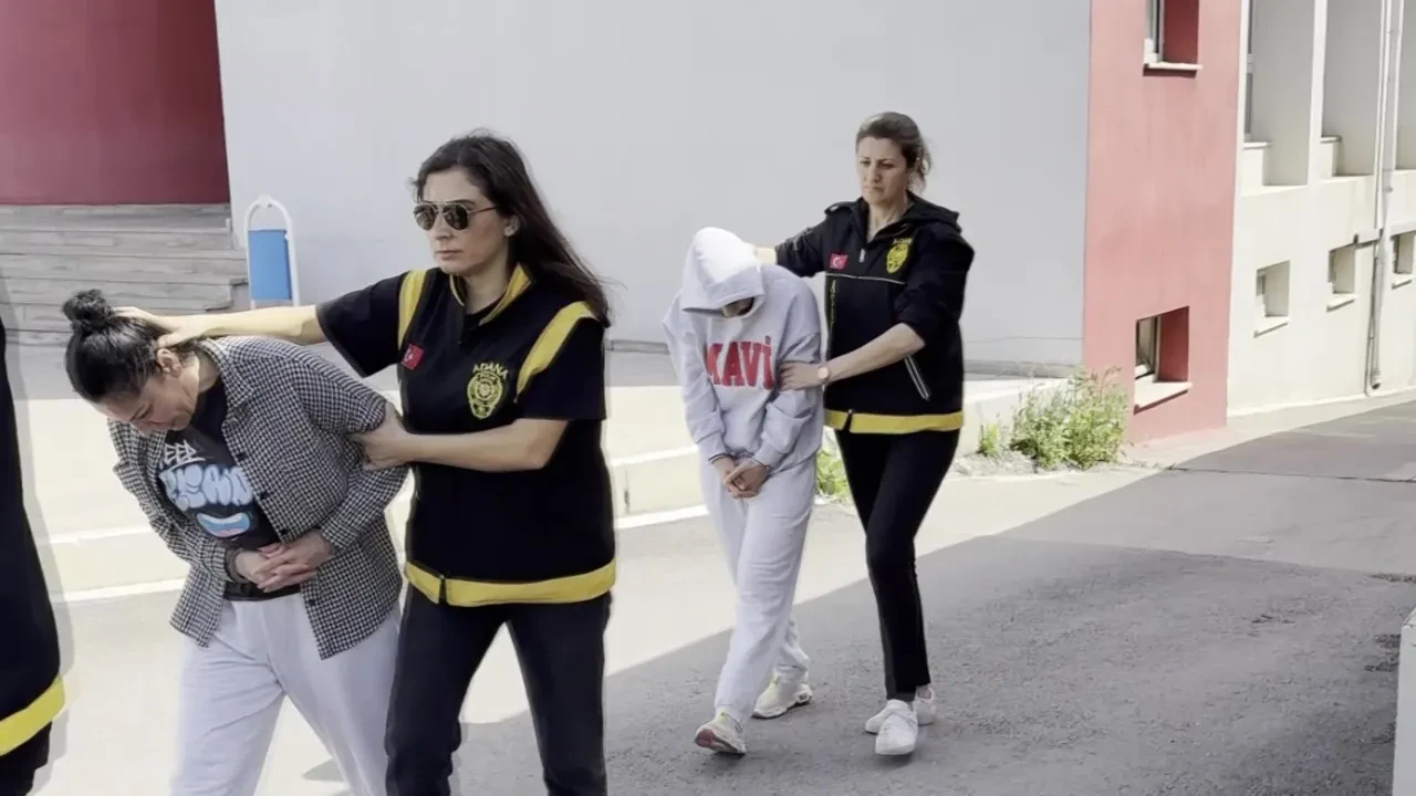 Adana'da fuhuş çetesi çökertildi! Banka hesaplarındaki para dudak uçuklattı