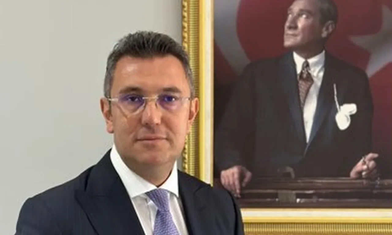 İBB'ye yönelik yolsuzluk soruşturmasında tutuklanmış! Annesi dolandırıcıların hedefi oldu: Kaptırdığı tutar dudak uçuklattı