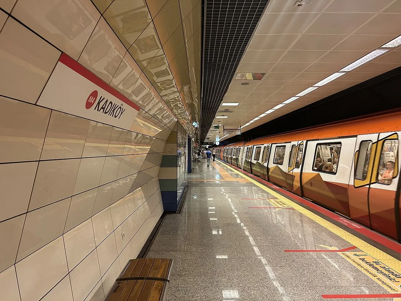 İstanbul'da 1 Mayıs tedbirleri: Bazı yollar ve metro durakları kapatıldı