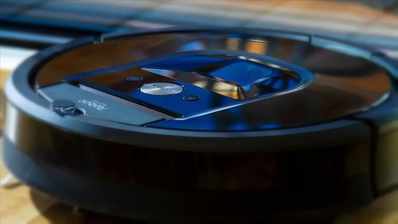 Robot süpürgelere artık boş oturmak yok! 100 farklı iş yapacak