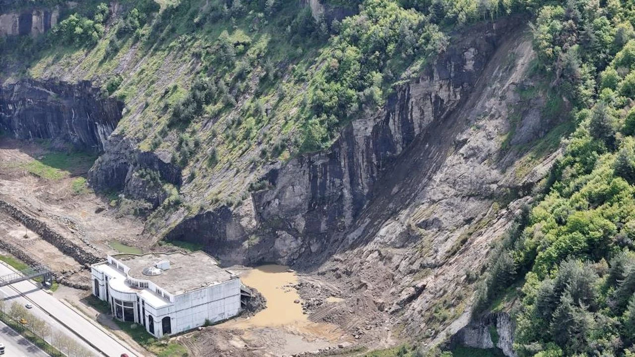 Samsun'daki heyelan faciası sonrası kritik uyarı! "Felaket kaçınılmaz"