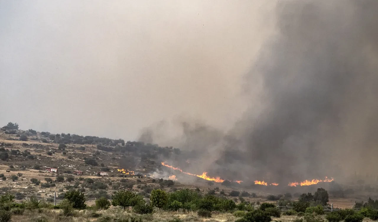 Yangın kısa sürede büyüdü, İsrail yardıma muhtaç hale geldi: Uluslararası acil durum çağrısı