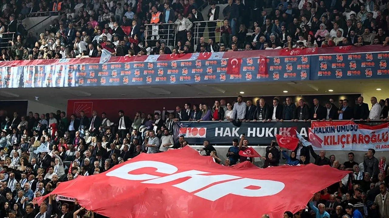 CHP kurultay toplantısı 6 Nisan'da! Kurultay yılda kaç kez toplanır, ne anlama gelir?