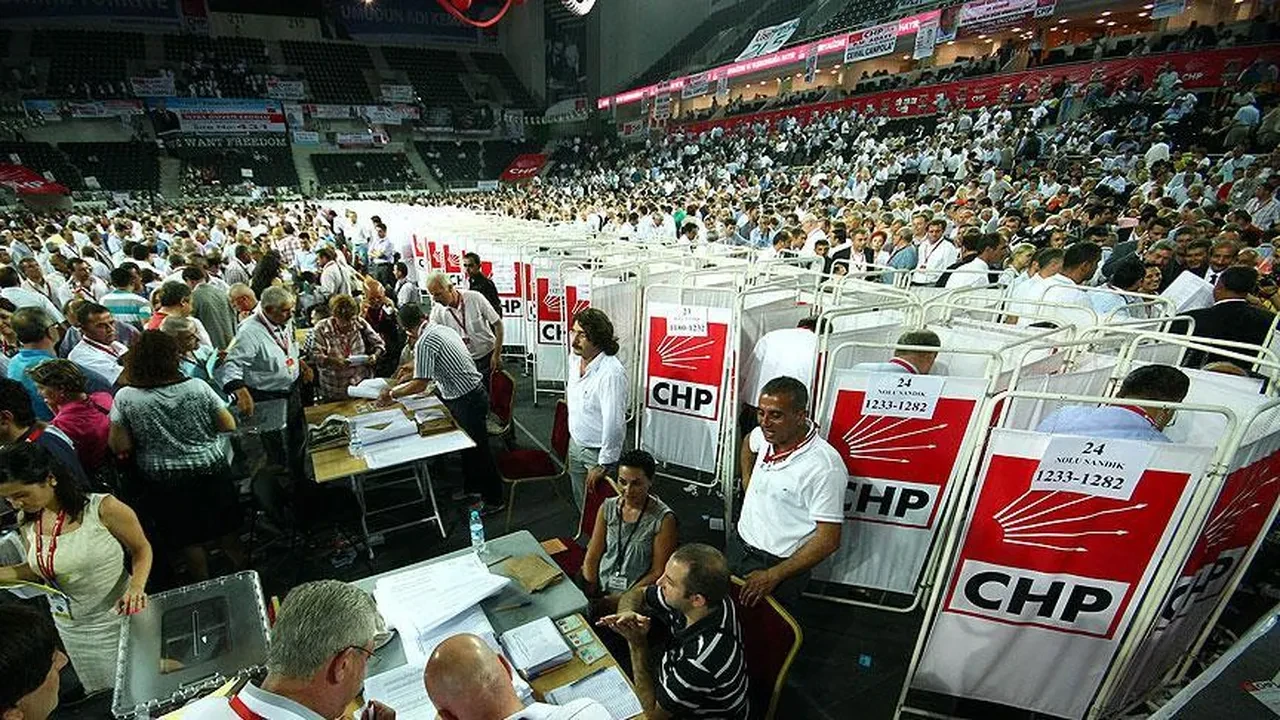 CHP kurultay toplantısı 6 Nisan'da! Kurultay yılda kaç kez toplanır, ne anlama gelir?