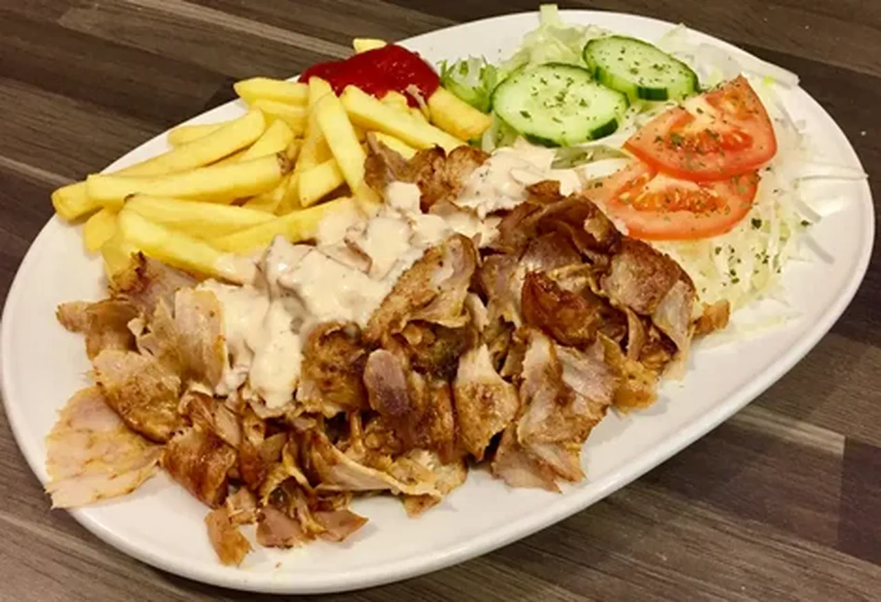 Tavuk dönerle ilgili uzman isimden korkunç uyarı! 'Öldürmeye teşebbüs'