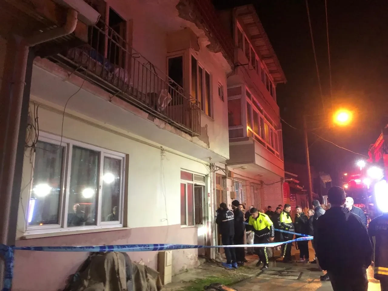 Bursa'da feci yangın: Biri bebek iki çocuk yaşamını yitirdi
