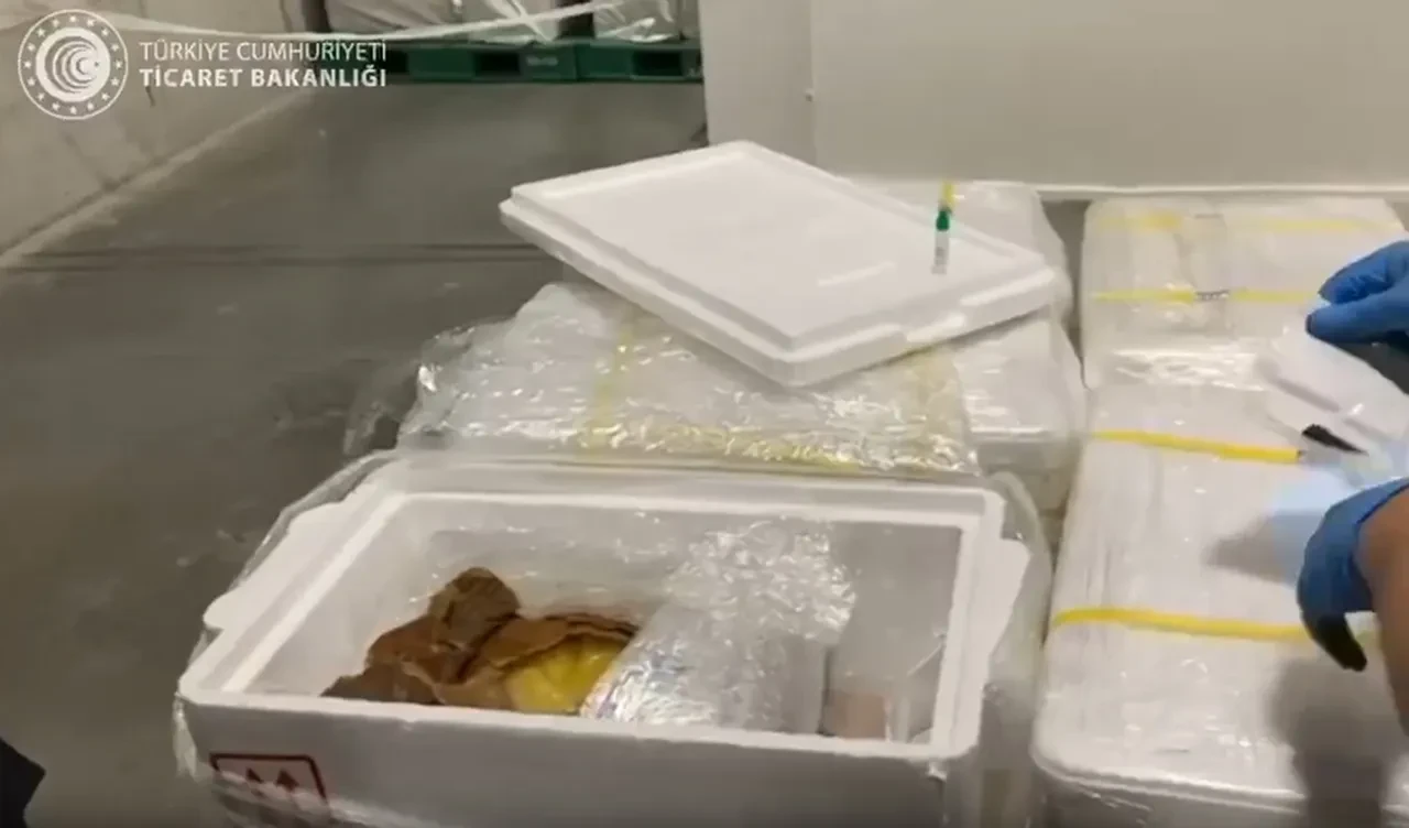 İstanbul Havalimanı'nda büyük operasyon! Kilolarca uyuşturucuya el konuldu