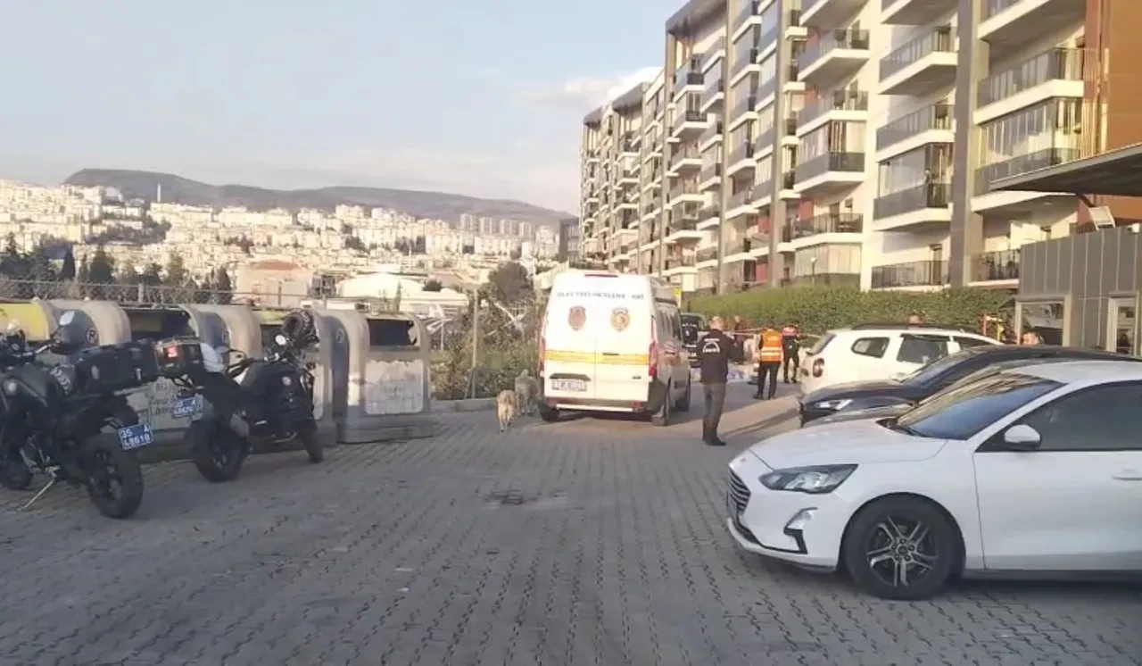 İzmir'de sokak ortasında korkunç olay! Eski nişanlısı ve annesini vurdu