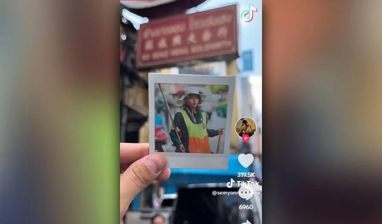 Çöpçülük yaparken bir fotoğrafla hayatı değişti! Yeni mesleğini duyurdu